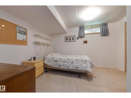 18508 92 Av Nw, Edmonton, AB 
