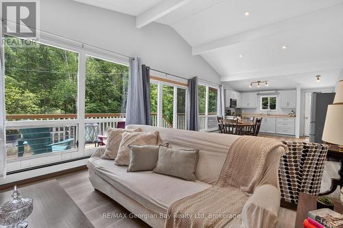 6 Brunelle Road, Tiny, ON 