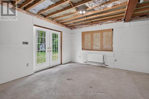 6 Brunelle Road, Tiny, ON 