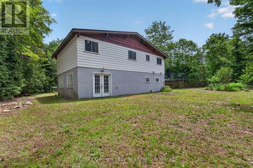 6 Brunelle Road, Tiny, ON 