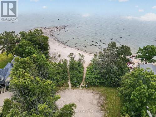 6 Brunelle Road, Tiny, ON 