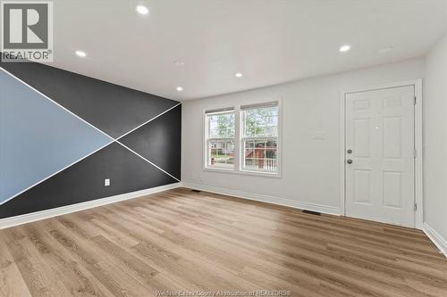 1330 Central Avenue, Windsor, ON - Indoor Photo Showing Other Room