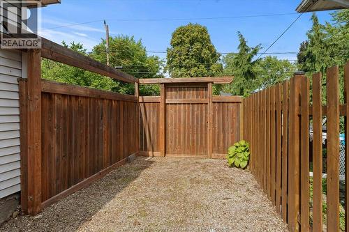 1330 Central Avenue, Windsor, ON - Outdoor