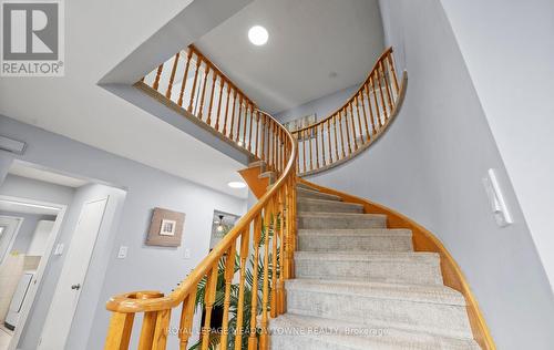 16 Cox Crescent, Brampton, ON 
