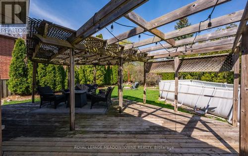 16 Cox Crescent, Brampton, ON 