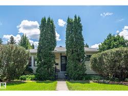 14643 88 AV NW  Edmonton, AB T5R 4J7