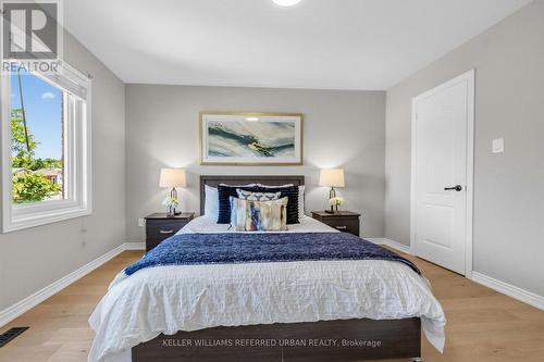 350 PICKERING CRESCENT  Newmarket, ON L3Y 8G7