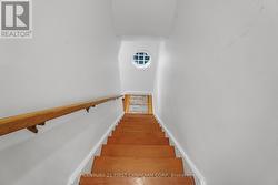 Stairway to foyer from 2nd floor - 