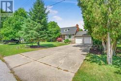 Ample parking - 