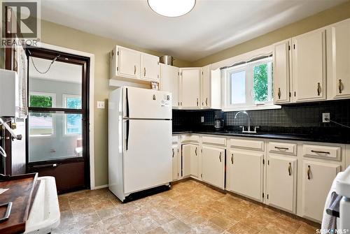 724 M Avenue S, Saskatoon, SK 