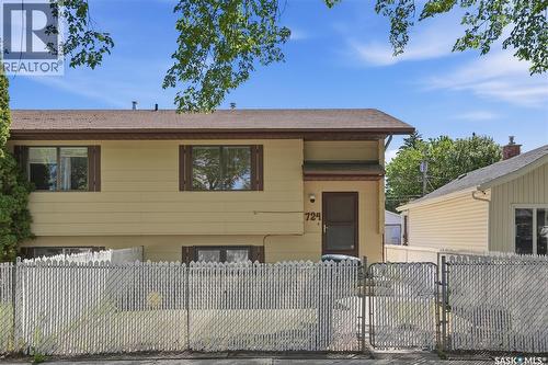 724 M Avenue S, Saskatoon, SK 