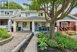 301 KENILWORTH AVENUE Toronto, ON M4L 3S9