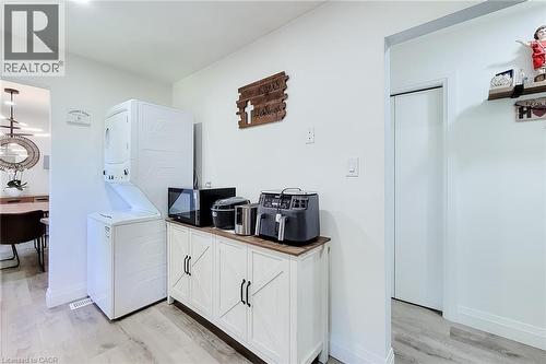 12 Maitland Avenue, Hamilton, ON 