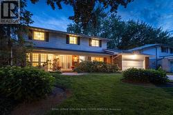 258 CAMELOT DRIVE  Burlington, ON L7L 2G1