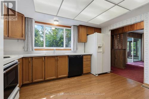 258 Camelot Drive, Burlington, ON 
