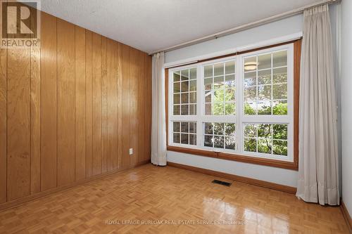 258 Camelot Drive, Burlington, ON 