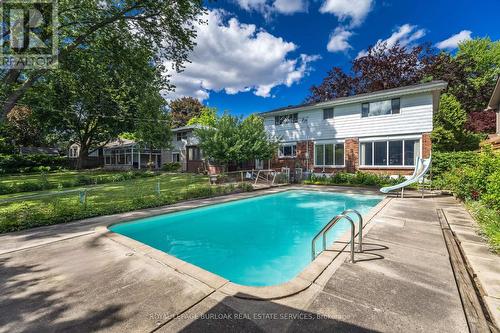 258 Camelot Drive, Burlington, ON 