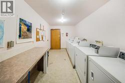 Building Laundry - 
