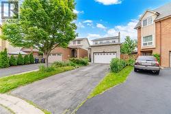 4070 PAVILLION Court  Mississauga, ON L5B 2W1