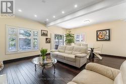626 COLLEGE MANOR DRIVE  Newmarket, ON L3Y 8M7