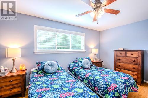 27 Tower Crescent, Barrie, ON 