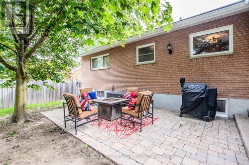 27 Tower Crescent, Barrie, ON 