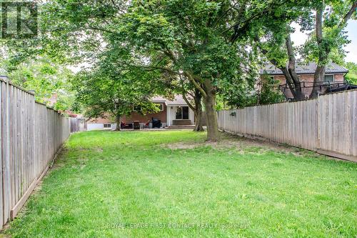 27 Tower Crescent, Barrie, ON 