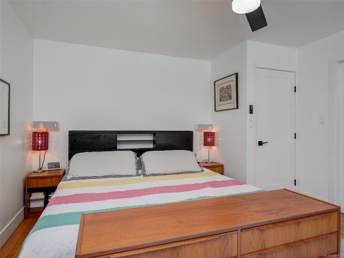 1657 Ash Rd, Saanich, BC 