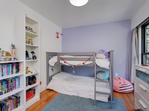 1657 Ash Rd, Saanich, BC 