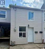 170 1/2 MACNAB Street N  Hamilton, ON L8R 2M4