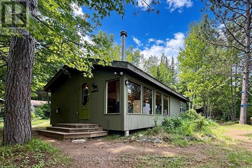 554A SOUTH MCKENZIE LAKE ROAD  South Algonquin, ON K0L 2K0