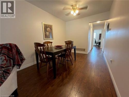 34 Nora Court, Cambridge, ON - Indoor Photo Showing Dining Room