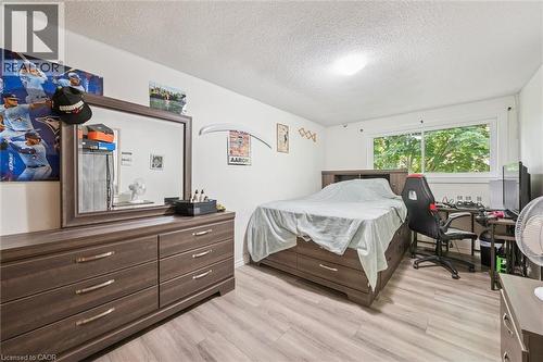 46 Cedarwoods Crescent, Kitchener, ON 