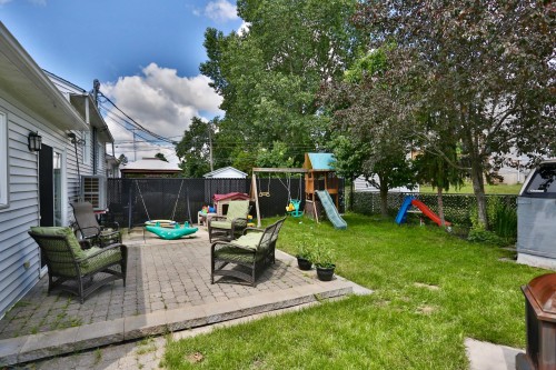 Cour - 1228 5E Avenue, Acton Vale, QC 