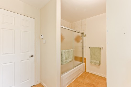 Salle de bains - 1 Rue Grey, Bury, QC 