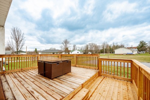 Balcon - 1 Rue Grey, Bury, QC 