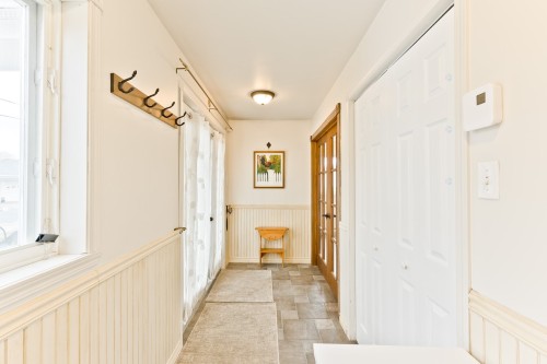 Hall d'entrée/Vestibule - 1 Rue Grey, Bury, QC 
