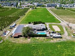 1-3-371 Valley Road  Kelowna, BC V1V 2E5
