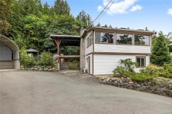 3186 Dolphin Dr  Nanoose Bay, BC V9P 9J2