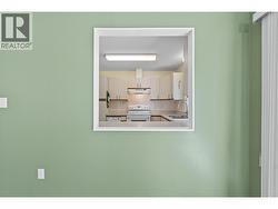 Peek-a-boo kitchen window - 