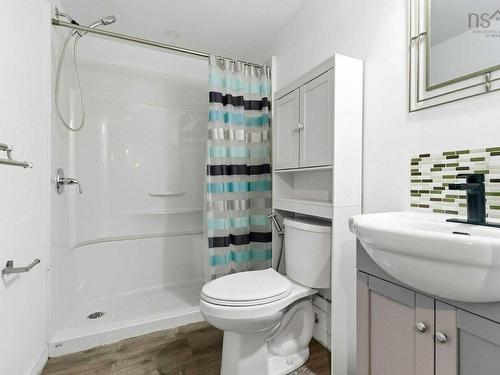 38 Dawson Street, Bridgewater, NS 