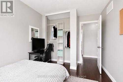 21 Michael Crescent, Barrie, ON 
