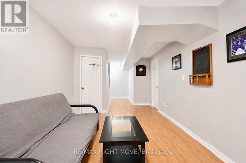 21 Michael Crescent, Barrie, ON 