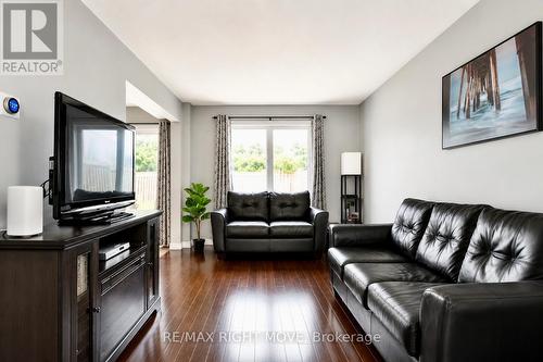 21 Michael Crescent, Barrie, ON 