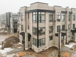 3148 Perkins Way  Oakville, ON L6H 7Z1