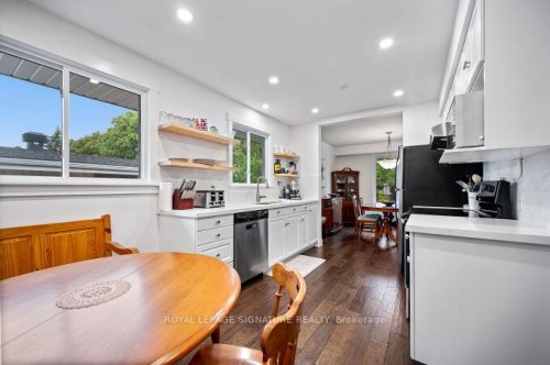 646 Blue Forest Hill, Burlington, ON 