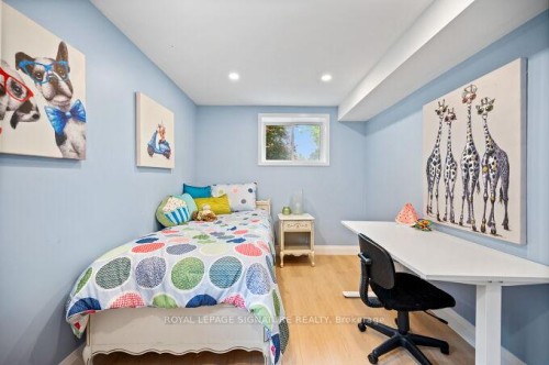 646 Blue Forest Hill, Burlington, ON 