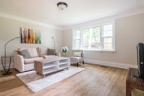 11 Dromore Crescent, Hamilton, ON 