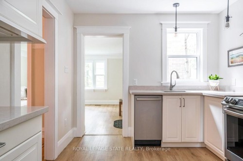 11 Dromore Crescent, Hamilton, ON 