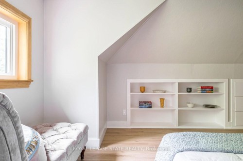 11 Dromore Crescent, Hamilton, ON 